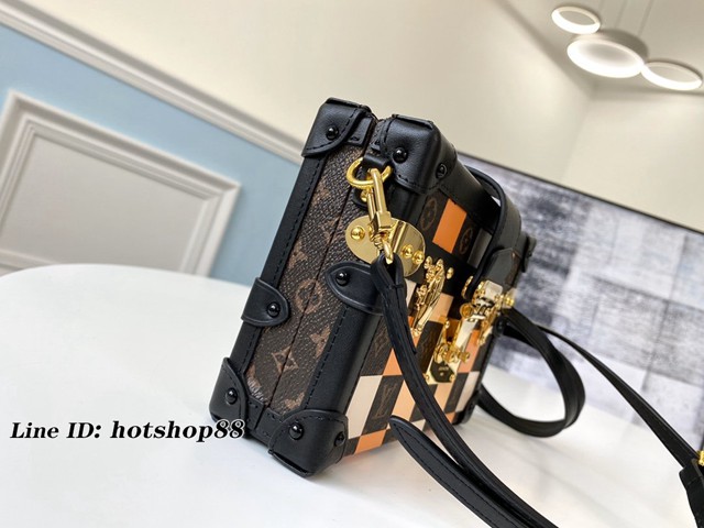 路易威登LV女包 M55519 經典造型 Petite Malle手袋 LV手提肩背軟盒子包 xxlv2447